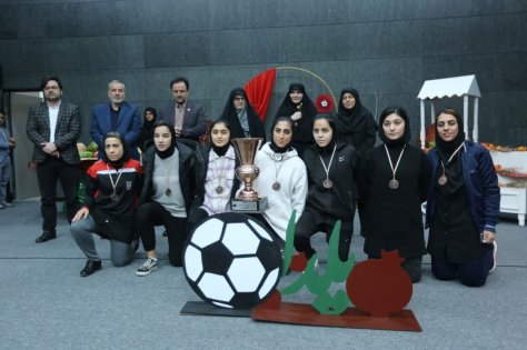 اختتامیه جام ریحانه فوتسال بانوان با حضور رئیس هیات فوتبال برگزار شد