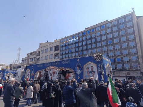 تشییع با شکوه پیکر شهدای ناو دنا با حضور اهالی ورزش تشییع با شکوه پیکر شهدای ناو دنا با حضور اهالی ورزش