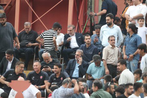 رئیس هیات فوتبال نظاره گر تقابل پرسپولیس و استقلال رئیس هیات فوتبال نظاره گر تقابل پرسپولیس و استقلال