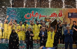 اهدای جام قهرمان جام رمضان(شهدای چوار) توسط وزیر ورزش و جوانان+تصاویر