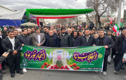 حضور مسیولان هیات فوتبال و وزیر ورزش در راهپیمایی 22 بهمن