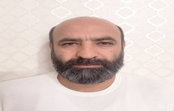 حسین دست زن