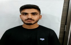 آریا نیک بختیان