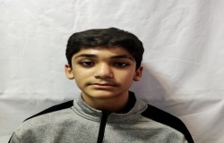 آریا اکبری