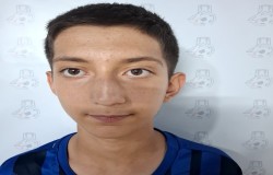 اهورا مقدم