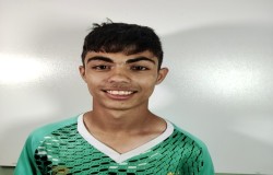 اهورا رزاقیان