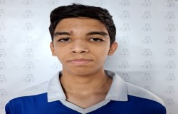 دانیال صادقی