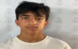 آراد جهان بین