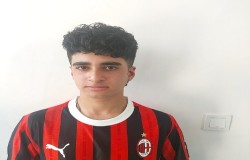 آریا محمودی