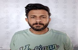 علی مومنی