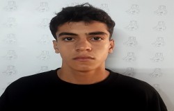 پارسا غلامی