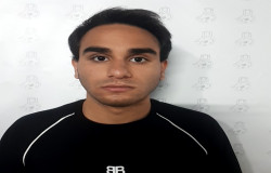 پارسا احمدی