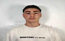 دانیال خوش اخلاق