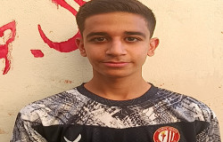 یزدان استراکی