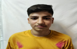 یاسین اکبری