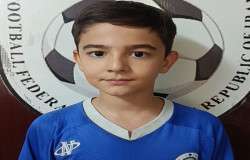 آدرین اکبری پلت کله