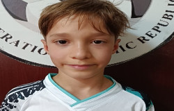 پویان علیزاده
