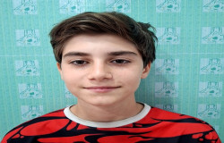 یاسین آقایی