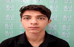 حسین عزتی