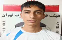 یزدان عزیزی
